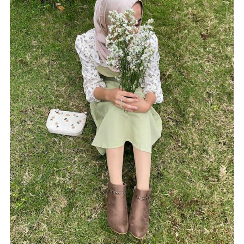 Preloved dress sage green