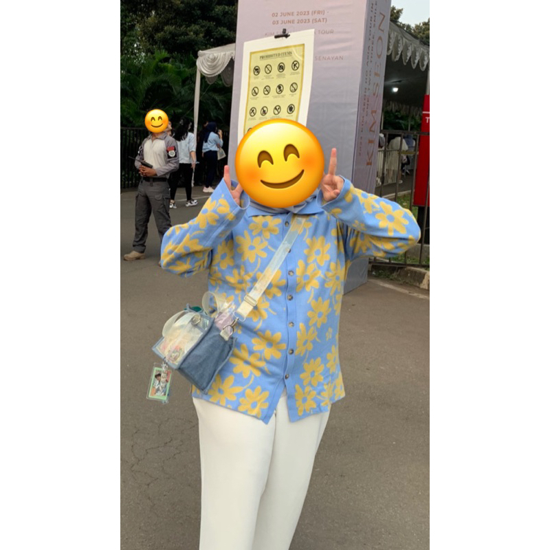 preloved noir sur blanc