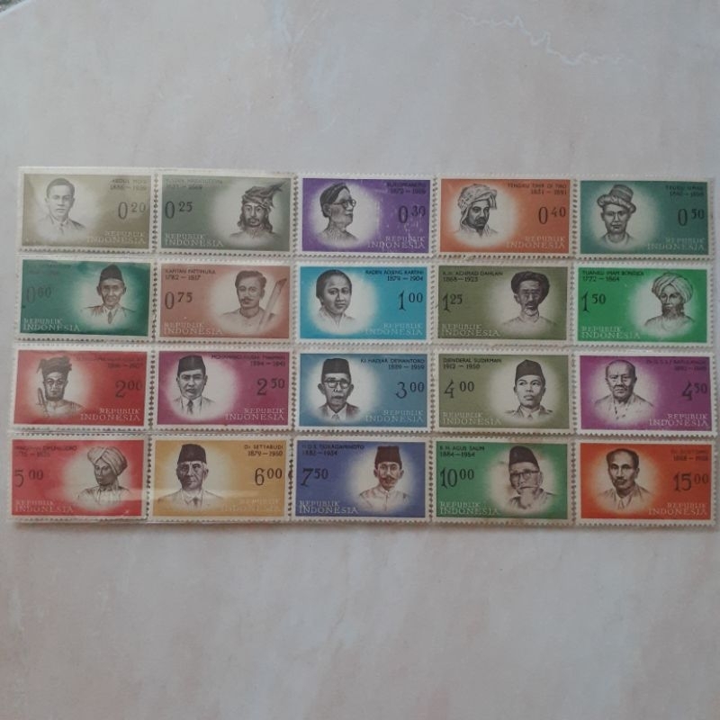 

(A) Perangko Indonesia Pahlawan Indonesia Tahun 1961 - 1962 set lengkap - 20pcs (mint)