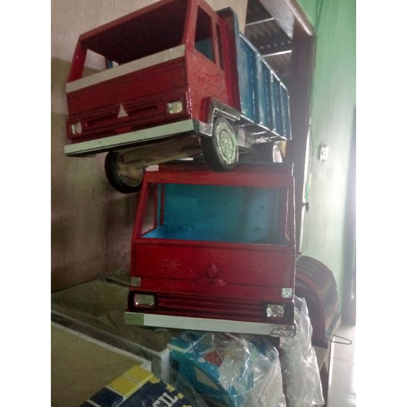 mainan truk kayu