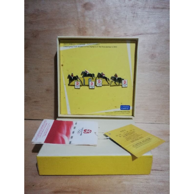 set pin koleksi Olimpiade Beijing 2008