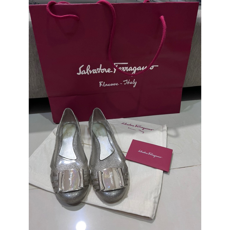 Preloved Salvatore Ferragamo Jelly Shoes Bermuda Silver size 5