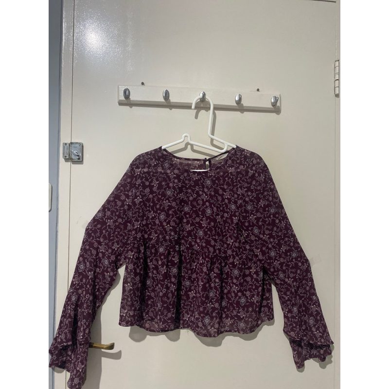 Blouse/ Atasan Aeropostale Ungu Corak Bunga