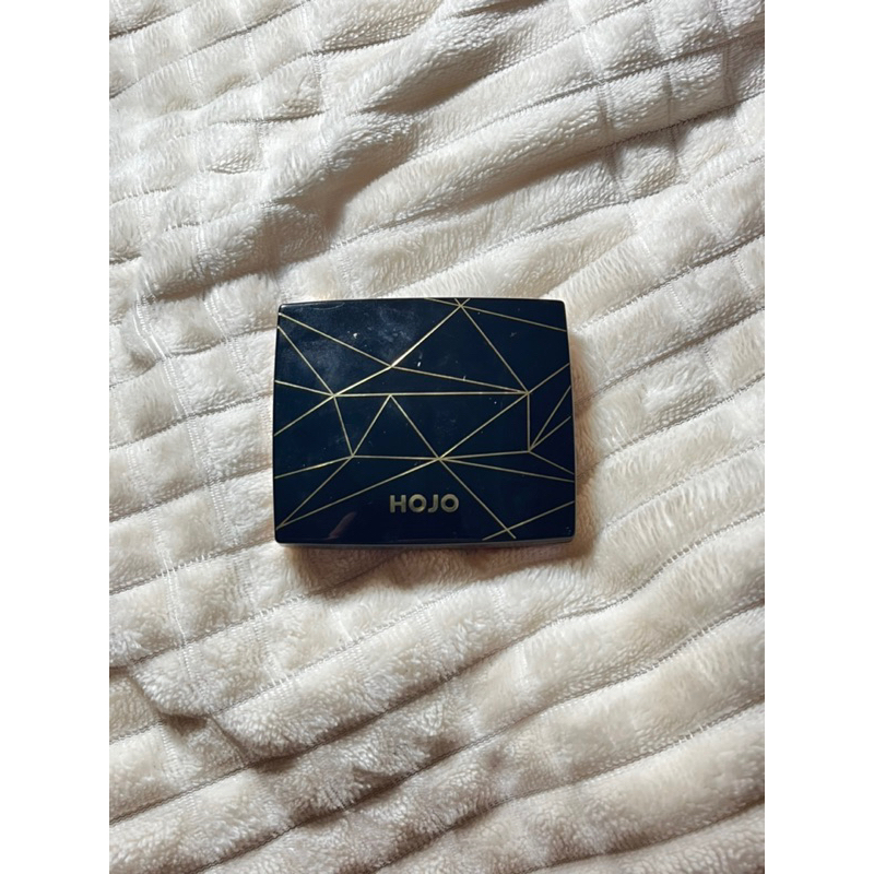 [PRELOVED] HOJO Highlighter Shimmering Stereoscopic High Shade Gold highlighter untuk makeup