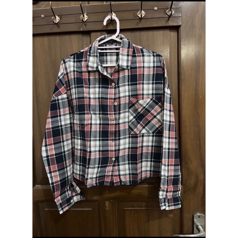 PRELOVED Kemeja Tira Jeans Original Kotak Kotak Warna Merah Biru Ukuran S