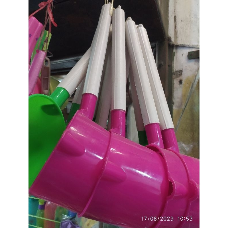 Gayung gagang panjang / drat