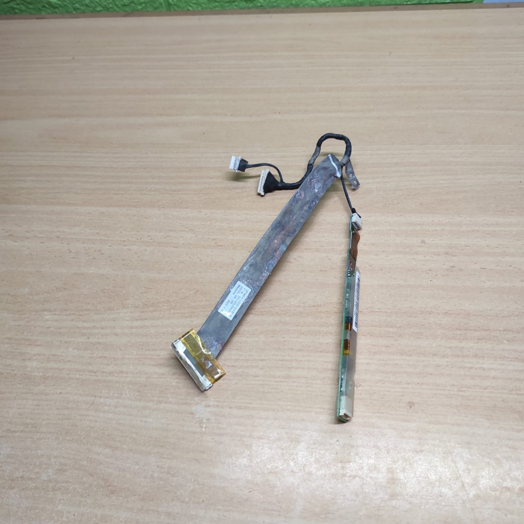 Kabel Fleksibel Flexible Lvds LED Laptop Axioo Neon TVW