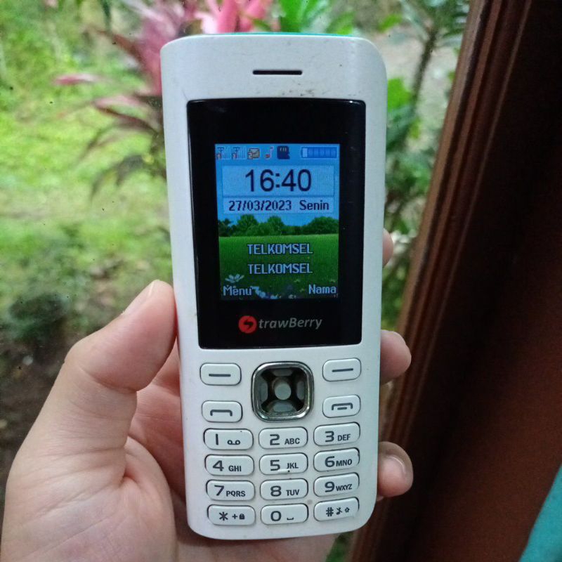 HP STRAWBERRY JADUL SPIKER BESAR