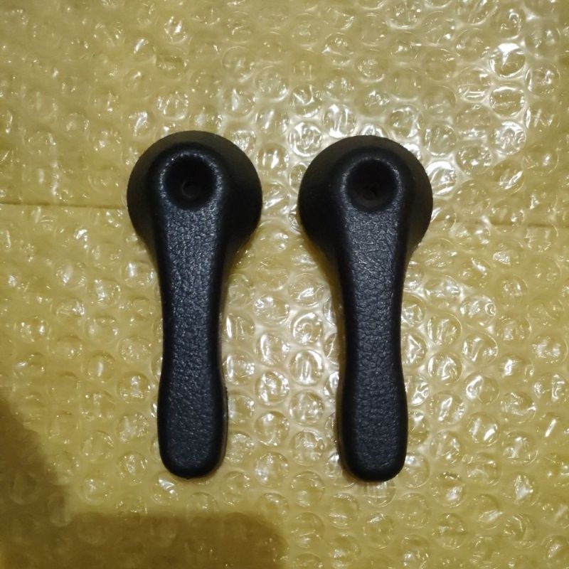 knop jok belakang Nissan Terrano original