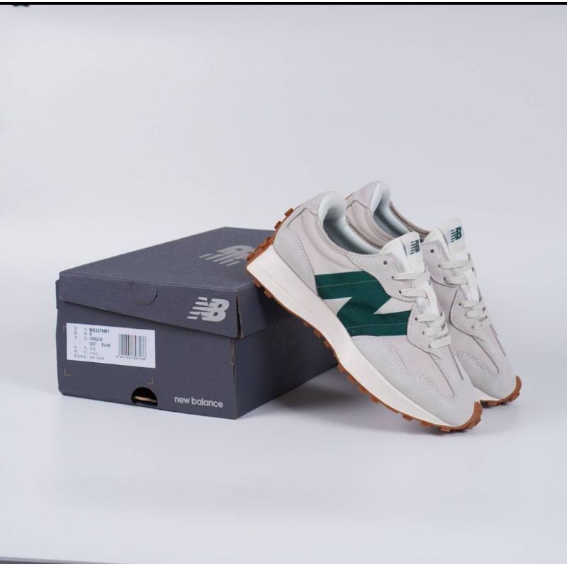 Sepatu NB 327 Beige Green