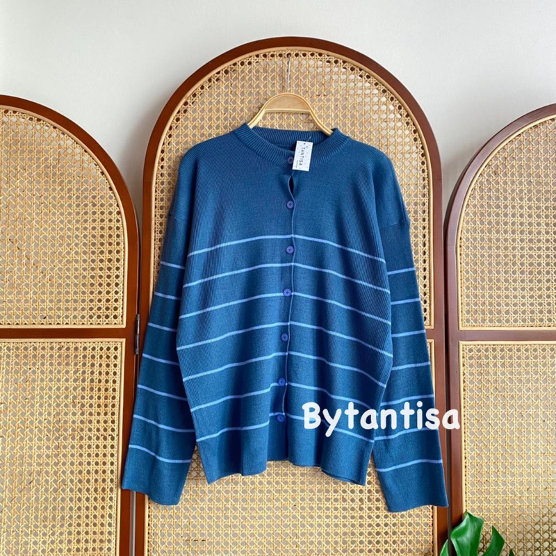 CARDIGAN RAJUT GARIS ISABELLA KANCING DEPAN