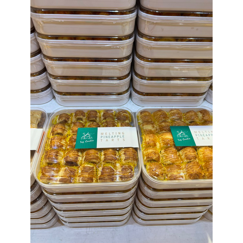 

READY STOCK Nastar Premium Top Cookie Melting Pineapple Tart