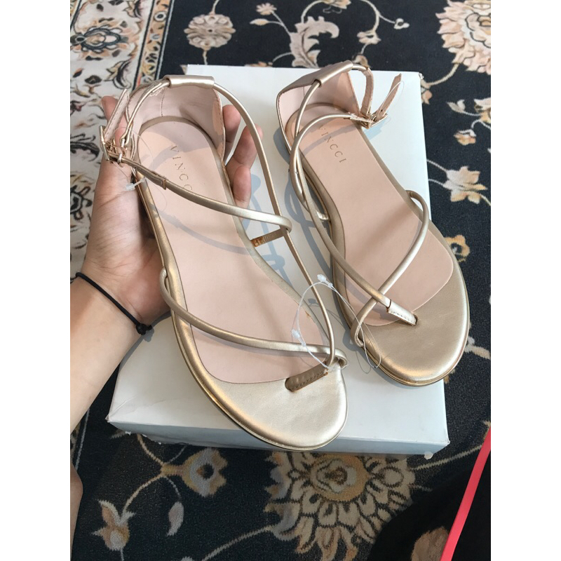 sendal vincci Sz 35 (100.000)