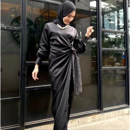 NAYLA GAMIS LEBARAN MAXI ATASAN WANITA DRESS TALI SATIN SILK PREMIUM (RPA)