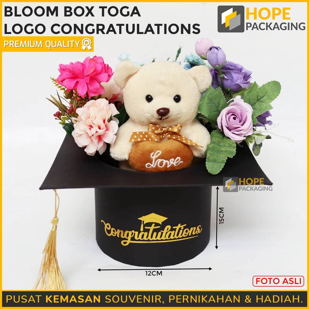 Bloom Box Bentuk Toga / Bloom Topi Wisuda + Logo Congratulation / Box Hampers Bunga Wisuda