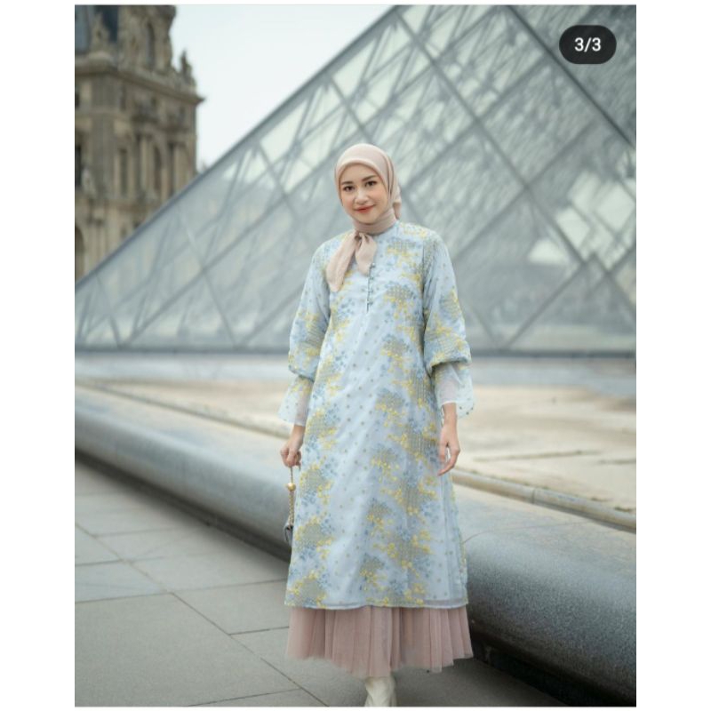 Charlotte Tunik by Heaven Lights