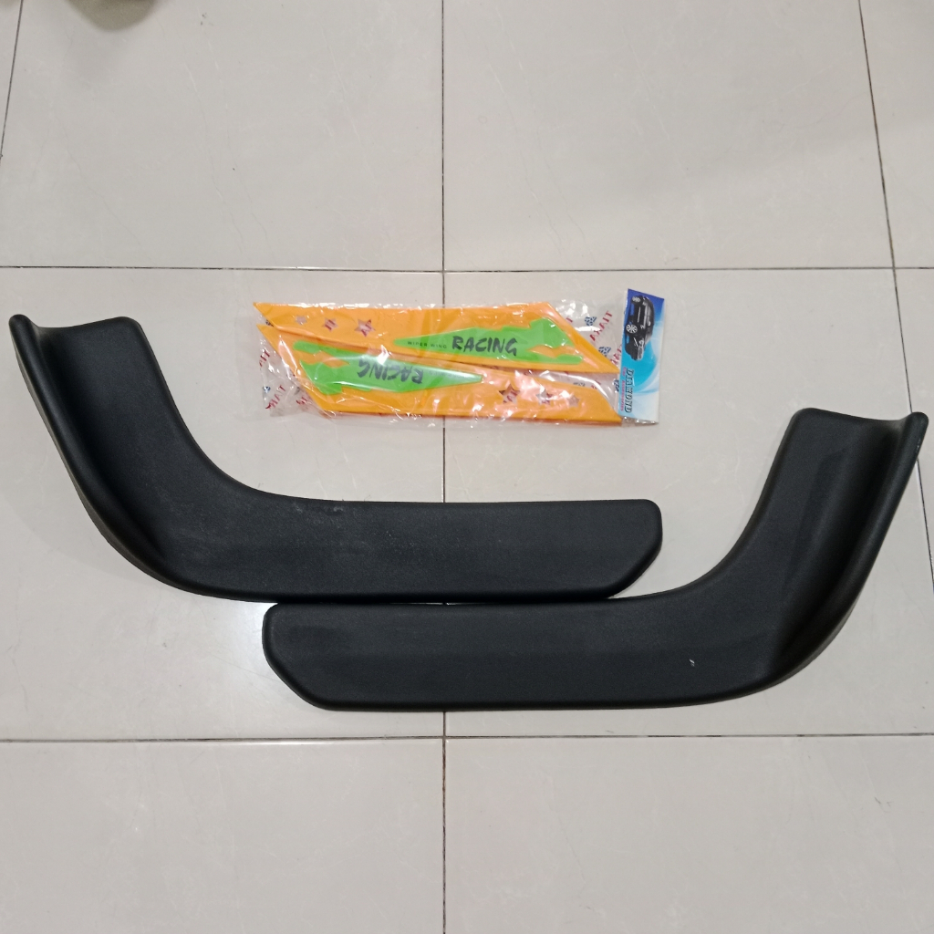 1 Pasang Wing Wiper Racing &amp; Winglet Lips Bumper Universal Truck Mobil