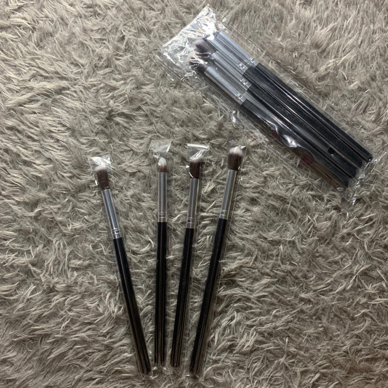 Brush Eyeshadow / Kuas Baur / Kuas Eyeshadow