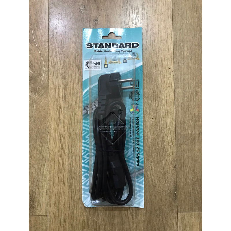 Kabel Komputer 1,8M Hitam Standar