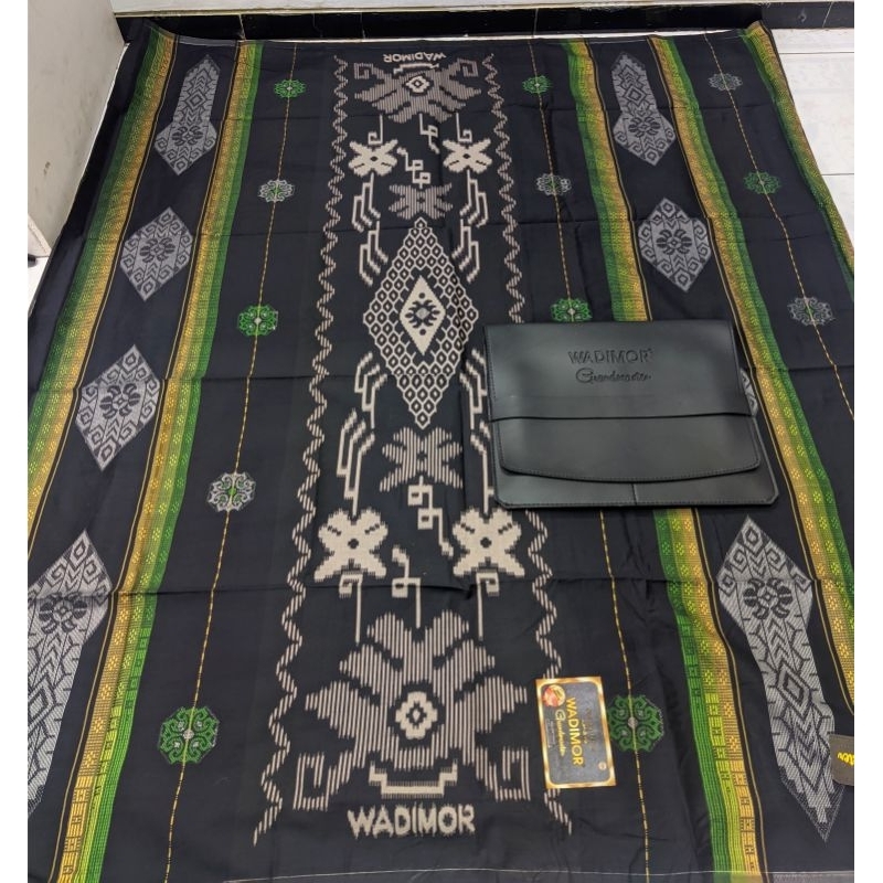 Wadimor Grandmaster Sarung Tenun Jacquard Songket