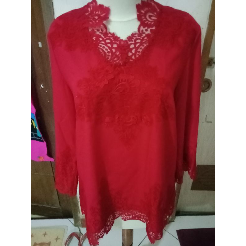 Preloved kebaya modern