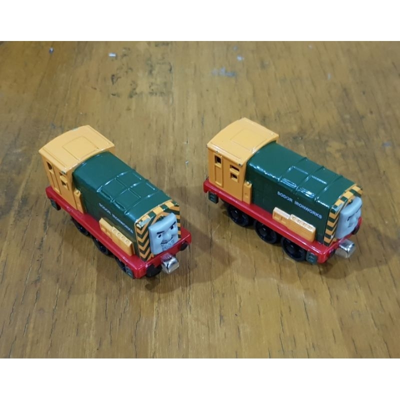 Thomas and Friends Take n Play Iron Arry and Iron Bert (Preloved)