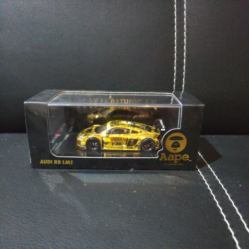 TARMAC WORKS AUDI R8 LMS AAPE / AUDI HONGKONG 1:64