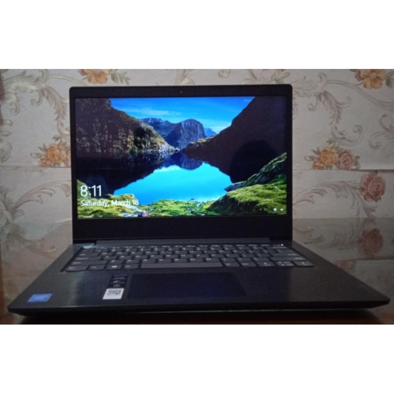 Laptop Lenovo v130-141gm second mulus 4 / 256