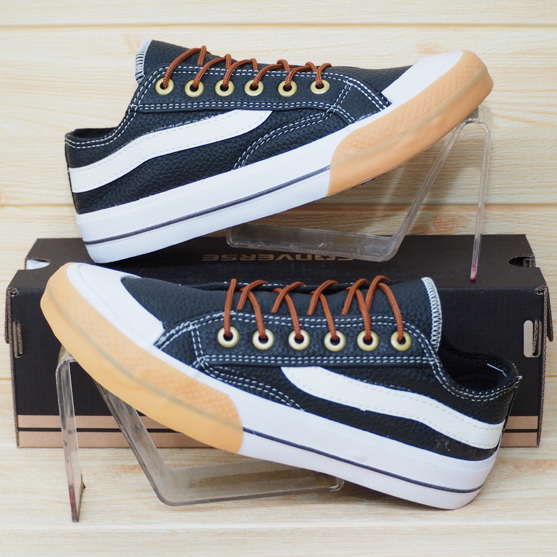 SEPATU KULIT SINTETIS SNEAKERS PRIA LOW TINGGI CASUAL HITAM