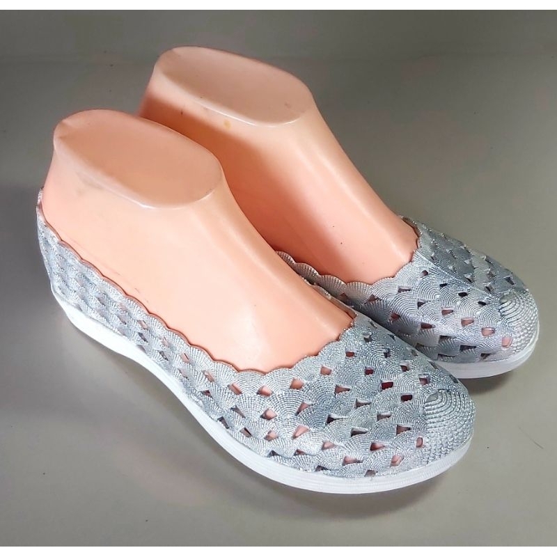 Sepatu Wanita Q-1518 Party Flat Shoes Empuk Anti Slip