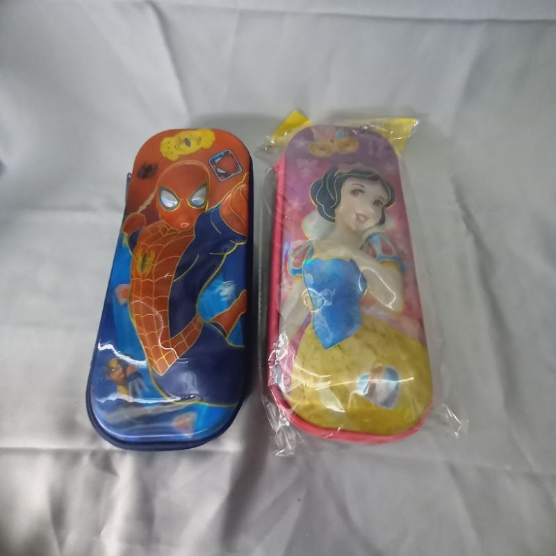 

TEMPAT PENSIL KARAKTER