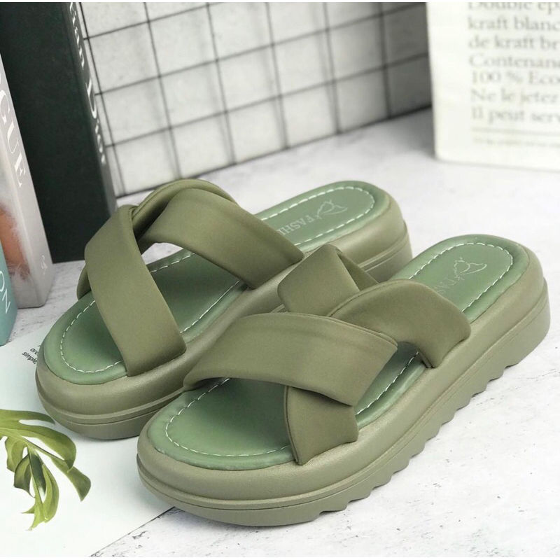 Wedges N818 import realpict