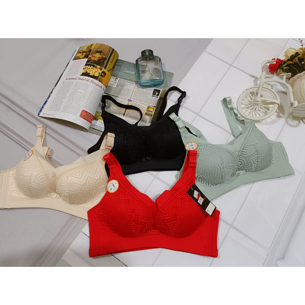 BRA / BH WANITA 209 TIDAK ADA KAWAT BUSA SEDANG SIZE 32-40