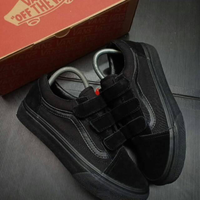 Sepatu Vans Oldskool Velcro full black  Sneakers Pria Kets Hitam Putih Kado Hadiah Sekolah Kuliah Kerja