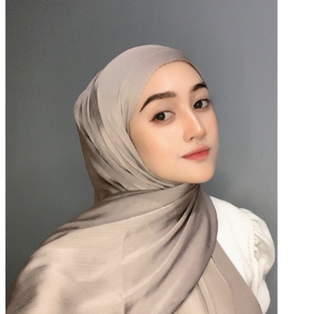 HIJAB JILBAB KERUDUNG PASHMINA SILK CRADENZIA