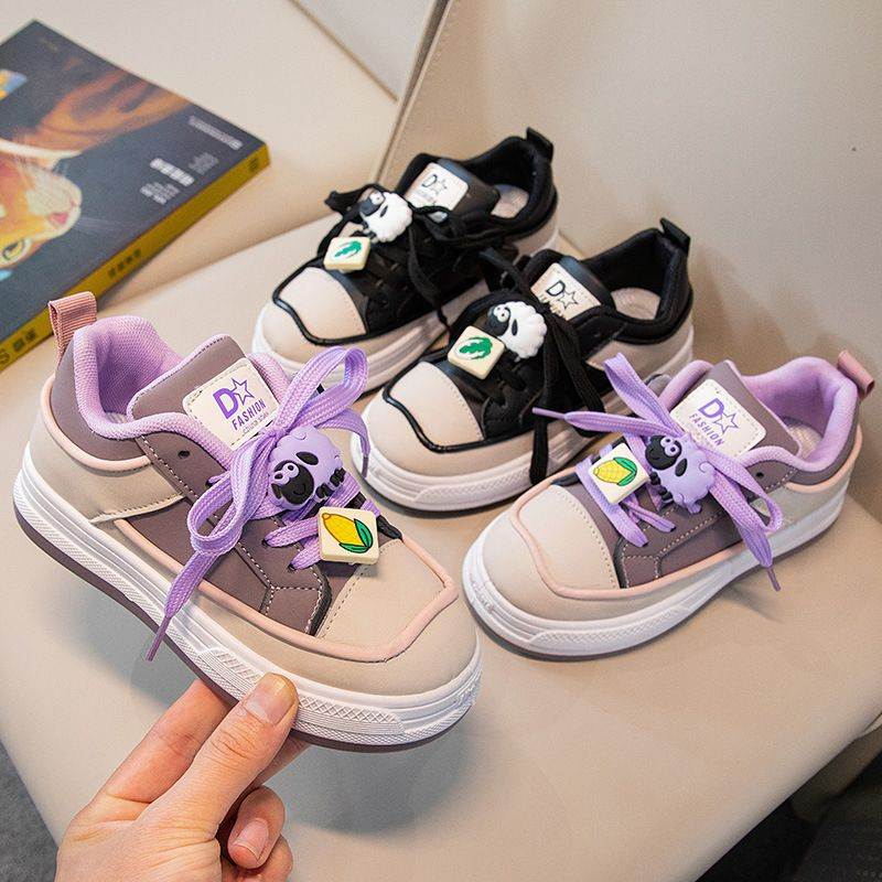 (Kiddiwear) Sepatu Sneaker Anak / Sepatu Import MBK141