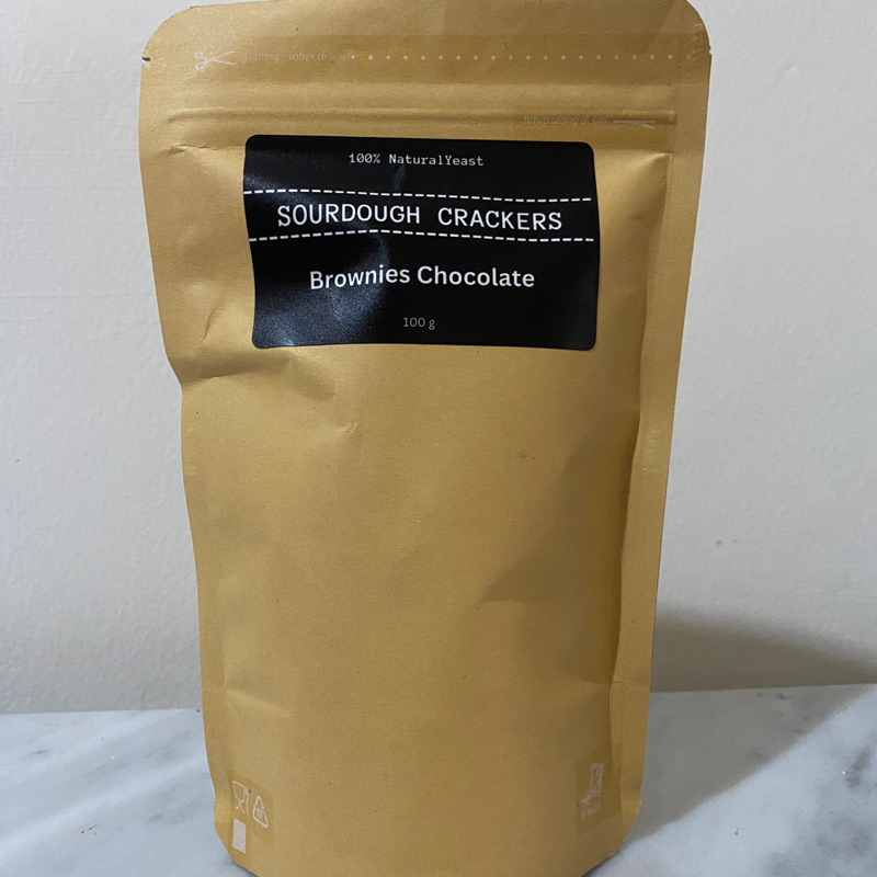 

sourdough cracker coklat almond