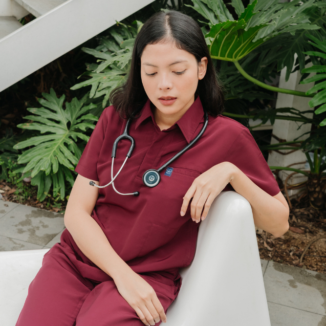 Baju Jaga POLO SS - MAROON Scrubs Theatre Blues First Line Lengan Pendek