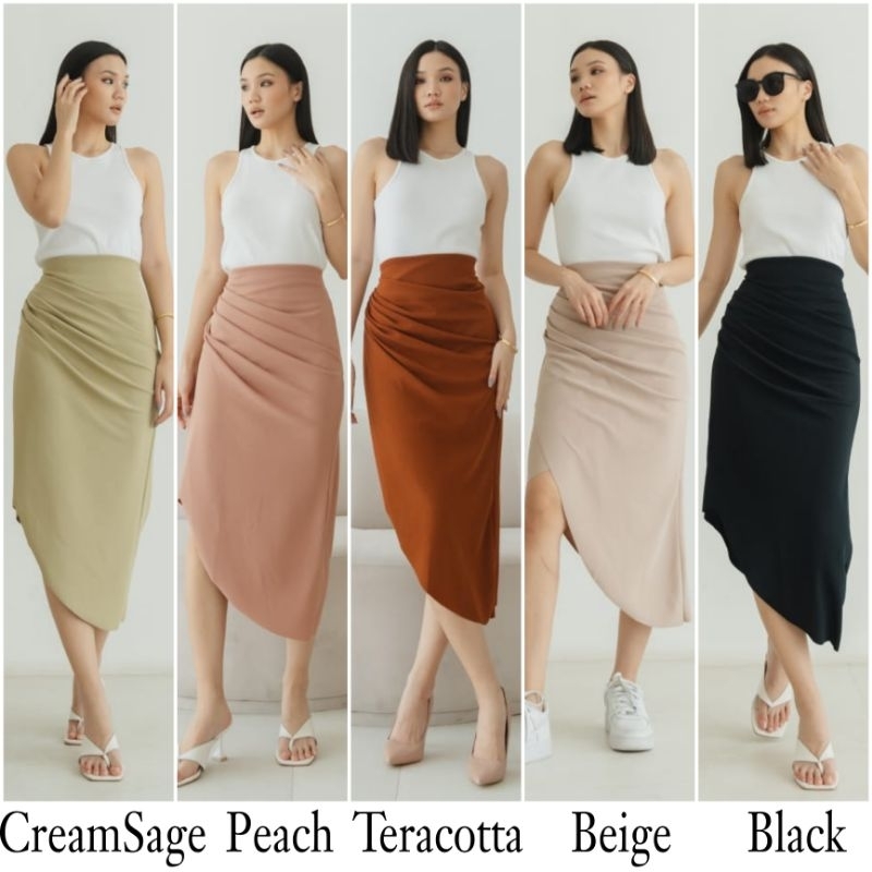 ❣️ SPECIAL PRICE ♡ PREMIUM ♡ ORIGINAL ! FREYA MIDI ASYMMETRIC TEXTURE B0ODYCON FRONT PLEATED  UNFINISHED SKIRT / ROK MIRING ASIMETRIS