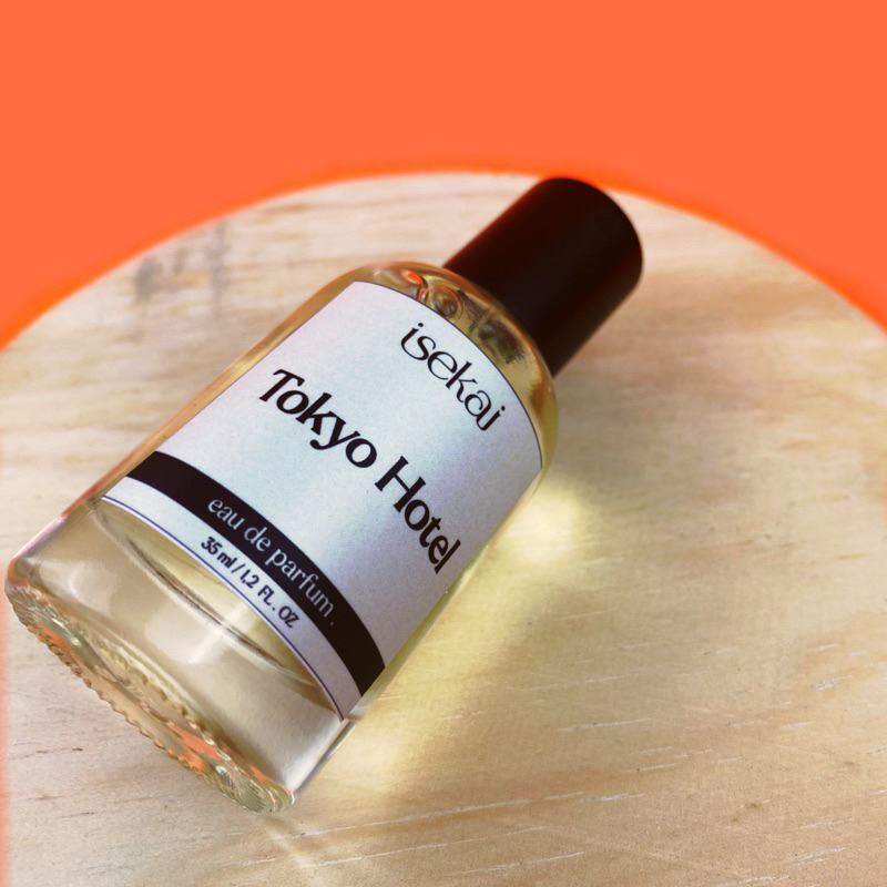 Tokyo Hotel isekai parfum