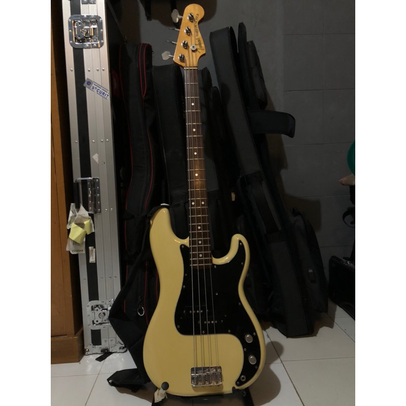 Tokai Precision Bass Hard Puncher