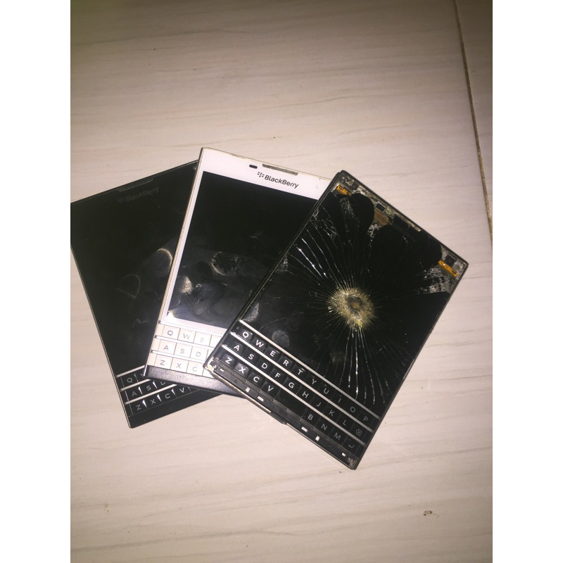 hp blackberry passport