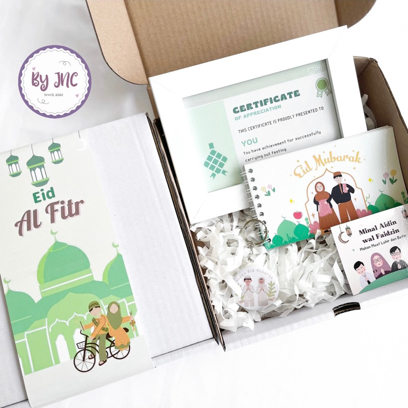 

LEBARAN HAMPERS GIFT BOX