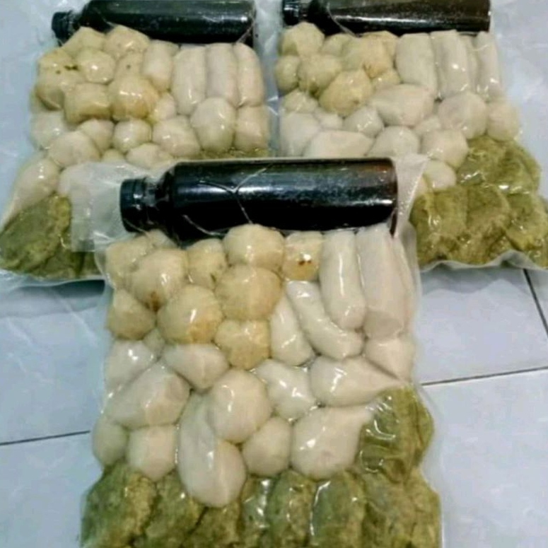 

PEMPEK IKAN TENGGIRI KHAS PALEMBANG 50PCX CAMPUR FREE CUKA