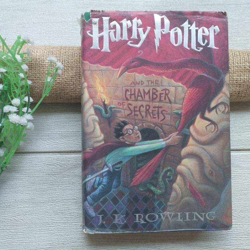 Hardcover English - Harry Potter and The Chamber Of Secrets by JK Rowling