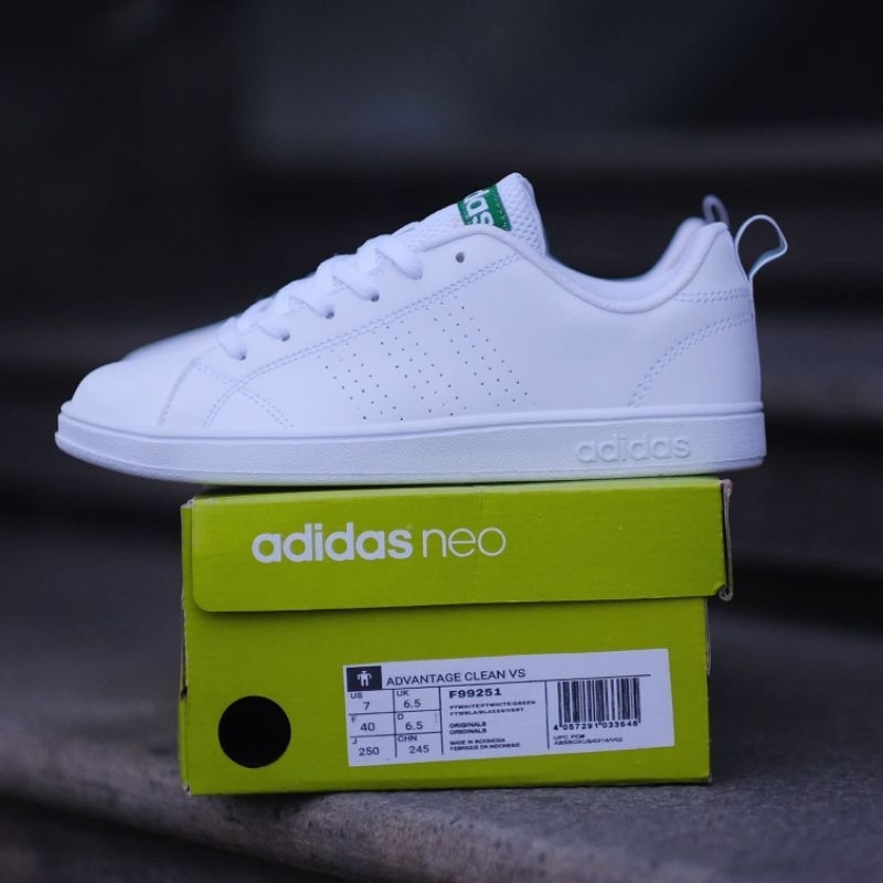 Adidas Neo Advantage &quot;White Green&quot; BNIB