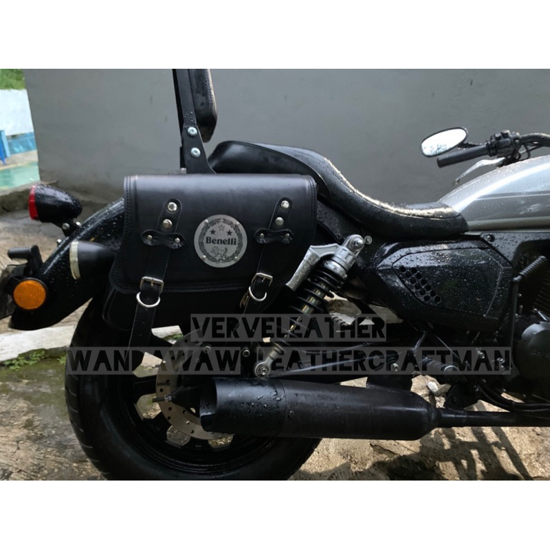 sidebag benelli evo 200, tas kulit , tas motor , patagonian eagle , motobi