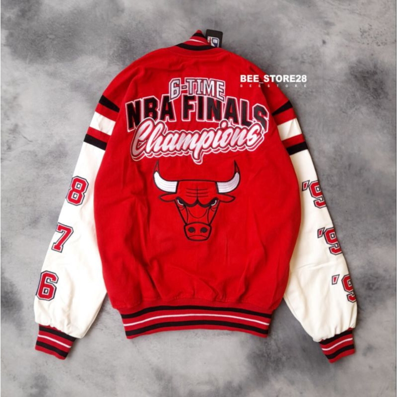 JACKET VARSITY BULLS CHICAGO NBA FINALS CHAMPIONS RED WHITE FULL BORDIR