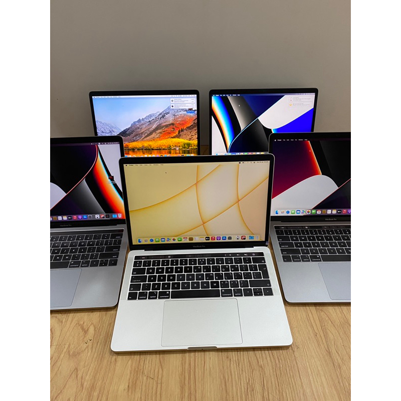 Macbook Pro 2016  Retina 13 inch RAM 8 GB // SSD 128 // 256 GB Second Original