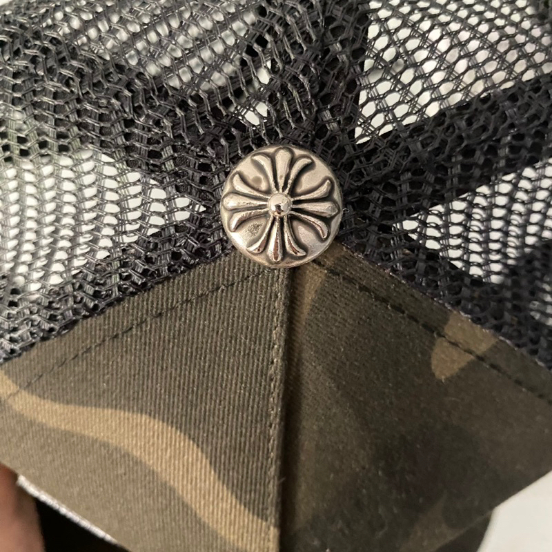 KANCING BESI SILVER CHROME HEARTS CROSS BUTTON